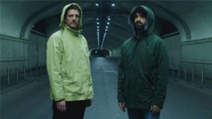 foto del duo impermeabili