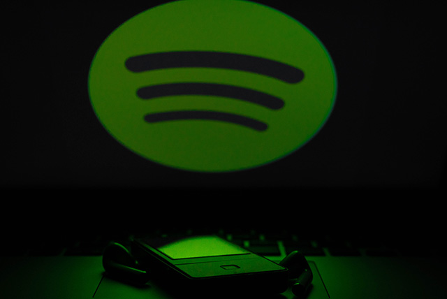 Come l’AI di Spotify influenza i nostri gusti musicali