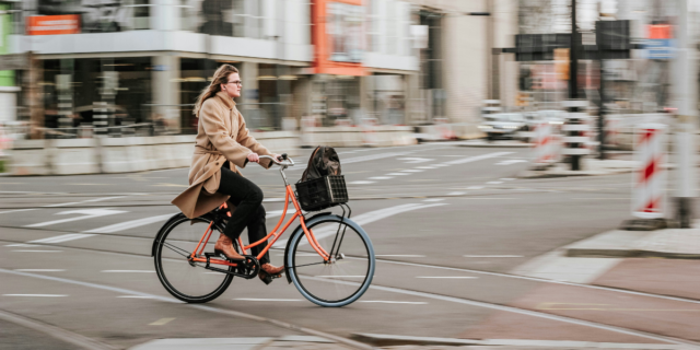 Bicicletta in città: i consigli per pedalare in sicurezza