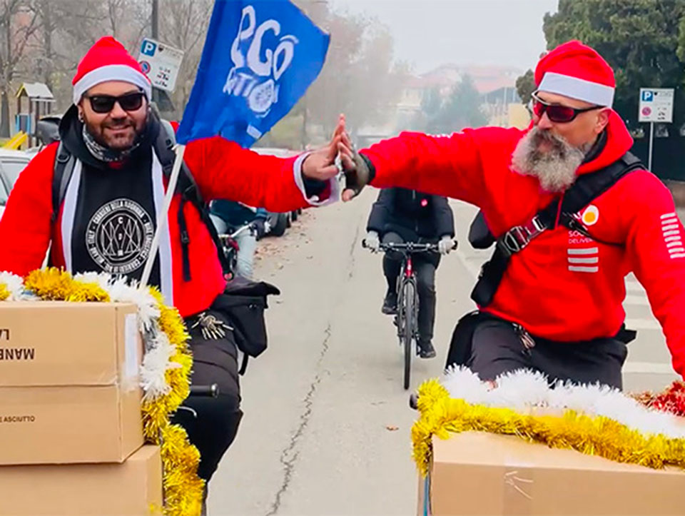 Abbiamo chiesto a 40 panettoni come volevano andare all’Opera Cardinal Ferrari